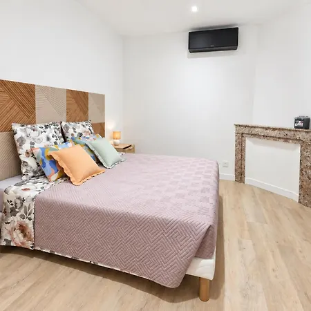 Duplex climatisé 2 chambres avec jardin et parking, gare et centre à pied Montélimar